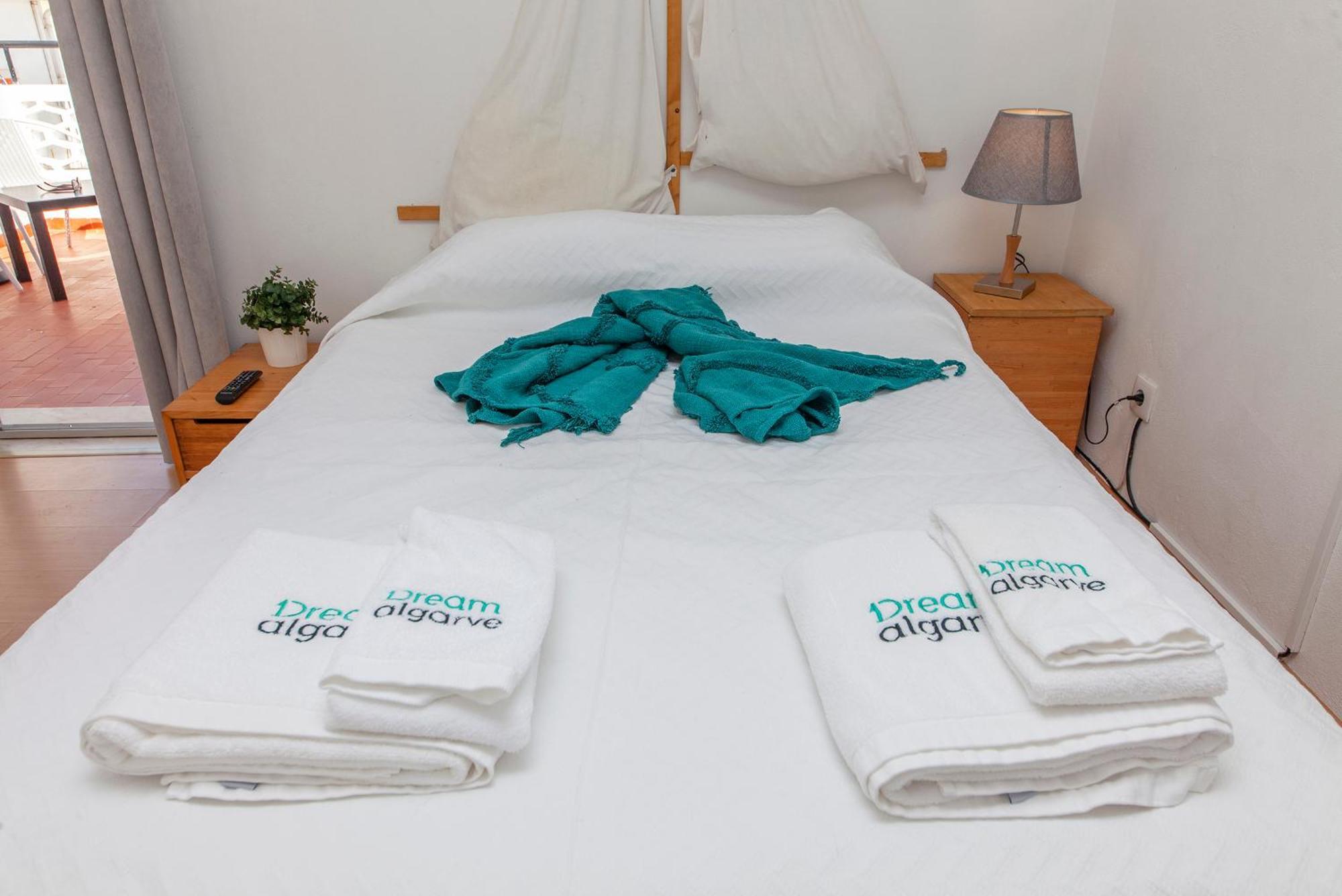 O - Sao Goncalo Central Guesthouse Lagos Room photo